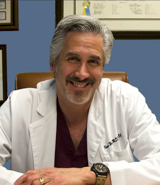 Doctor Dermatologist Carlos Mathaus